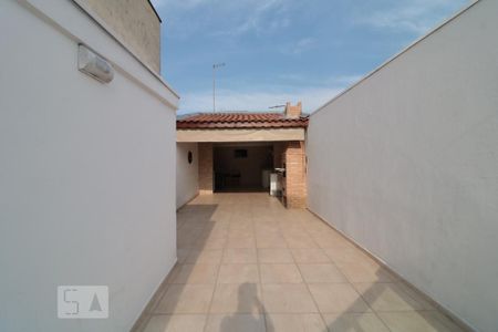 Casa à venda com 130m², 2 quartos e 1 vagaTerraço