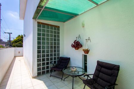 Casa à venda com 207m², 4 quartos e 4 vagasVaranda da cozinha