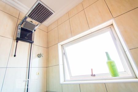 Casa à venda com 207m², 4 quartos e 4 vagasBanheiro social