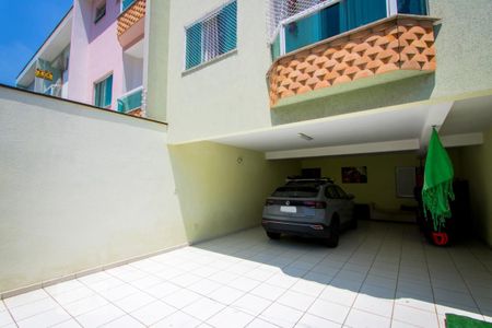Casa à venda com 207m², 4 quartos e 4 vagasGaragem