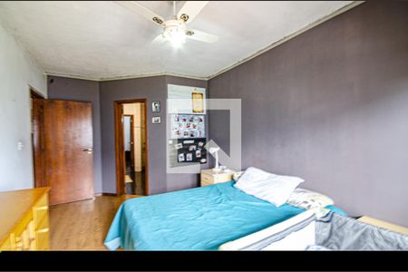 Casa à venda com 380m², 4 quartos e 3 vagas Casa à venda com 380m², 4 quartos e 3 vagasSuíte