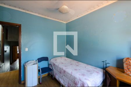 Casa à venda com 380m², 4 quartos e 3 vagas Casa à venda com 380m², 4 quartos e 3 vagasQuarto 3