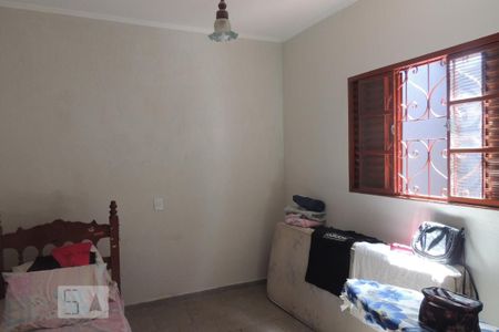 Casa à venda com 194m², 3 quartos e 3 vagasQuarto 1