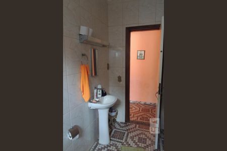 Casa à venda com 194m², 3 quartos e 3 vagasEdícula