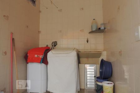 Casa à venda com 194m², 3 quartos e 3 vagasÁrea de Serviço