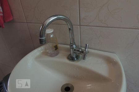 Casa à venda com 194m², 3 quartos e 3 vagasBanheiro