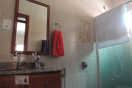 Casa à venda com 194m², 3 quartos e 3 vagasBanheiro da Suíte