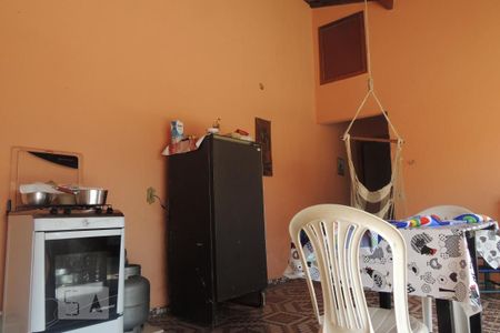 Casa à venda com 194m², 3 quartos e 3 vagasEdícula