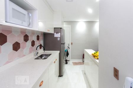 Apartamento à venda com 41m², 2 quartos e sem vaga Apartamento à venda com 41m², 2 quartos e sem vagaCozinha e Área de Serviço