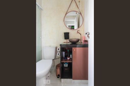 Apartamento à venda com 41m², 2 quartos e sem vaga Apartamento à venda com 41m², 2 quartos e sem vagaBanheiro