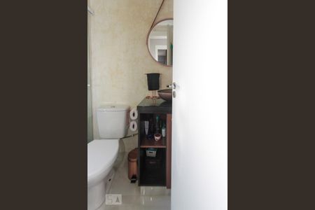 Apartamento à venda com 41m², 2 quartos e sem vaga Apartamento à venda com 41m², 2 quartos e sem vagaBanheiro