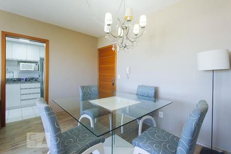 SALA de apartamento para alugar com 2 quartos, 74m² em Passo da Areia, Porto Alegre