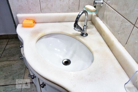 Casa à venda com 275m², 2 quartos e 3 vagasBanheiro da Suíte 