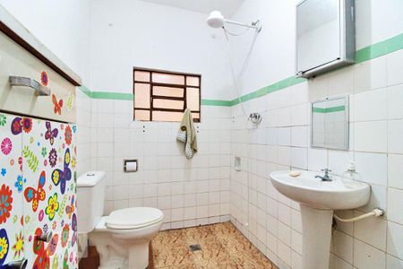 Casa à venda com 275m², 2 quartos e 3 vagasEdícula
