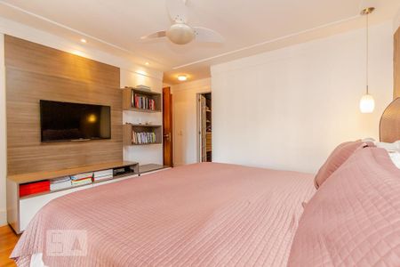 Casa para alugar com 420m², 4 quartos e 9 vagas Casa para alugar com 420m², 4 quartos e 9 vagasQuarto 4