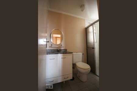 Apartamento à venda com 80m², 4 quartos e 1 vaga Apartamento à venda com 80m², 4 quartos e 1 vagaBanheiro