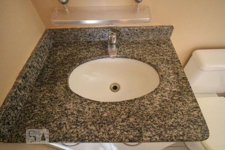 Apartamento à venda com 80m², 4 quartos e 1 vaga Apartamento à venda com 80m², 4 quartos e 1 vagaBanheiro - Torneira