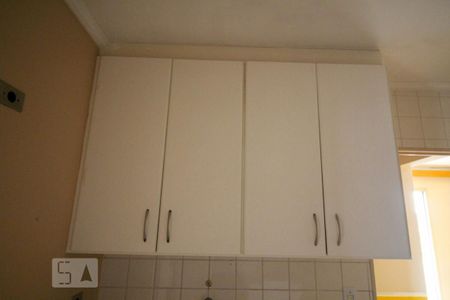 Apartamento à venda com 80m², 4 quartos e 1 vaga Apartamento à venda com 80m², 4 quartos e 1 vagaCozinha - Armários