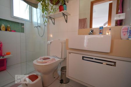 Apartamento à venda com 152m², 3 quartos e 3 vagasBanheiro da Suíte 2