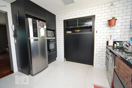 Apartamento à venda com 152m², 3 quartos e 3 vagasCozinha