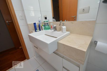 Apartamento à venda com 152m², 3 quartos e 3 vagasBanheiro da Suíte 3