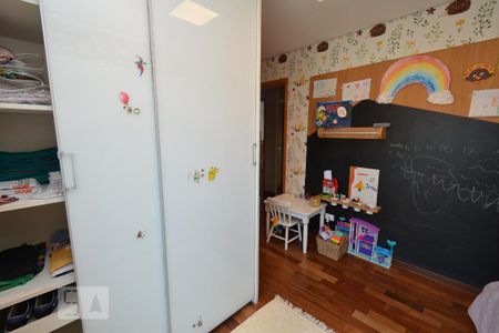Apartamento à venda com 152m², 3 quartos e 3 vagasQuarto 1