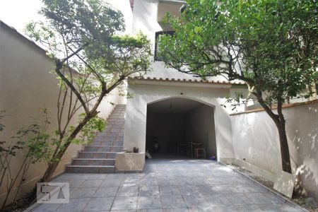 Casa à venda com 130m², 3 quartos e 3 vagasÁrea Externa