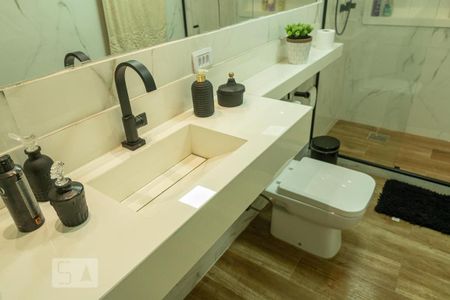 Apartamento à venda com 400m², 4 quartos e 2 vagas Apartamento à venda com 400m², 4 quartos e 2 vagasBanheiro Social