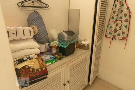 Apartamento à venda com 400m², 4 quartos e 2 vagas Apartamento à venda com 400m², 4 quartos e 2 vagasÁrea de Serviço