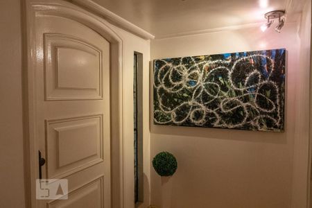 Apartamento à venda com 400m², 4 quartos e 2 vagas Apartamento à venda com 400m², 4 quartos e 2 vagasHall