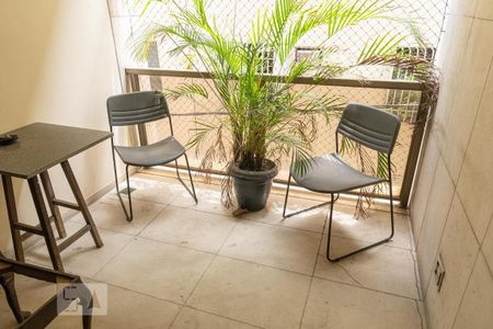 Apartamento à venda com 400m², 4 quartos e 2 vagas Apartamento à venda com 400m², 4 quartos e 2 vagasVaranda da Sala 2