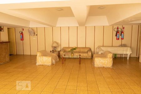 Apartamento à venda com 400m², 4 quartos e 2 vagas Apartamento à venda com 400m², 4 quartos e 2 vagasÁrea comum - Salão de festas