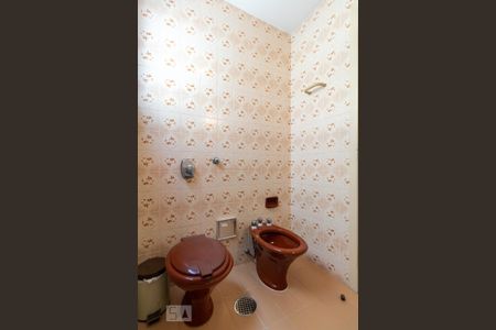 Apartamento à venda com 160m², 3 quartos e 2 vagas Apartamento à venda com 160m², 3 quartos e 2 vagasBanheiro