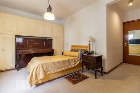 Apartamento à venda com 160m², 3 quartos e 2 vagas Apartamento à venda com 160m², 3 quartos e 2 vagasSuíte