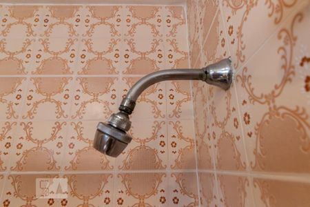 Apartamento à venda com 160m², 3 quartos e 2 vagas Apartamento à venda com 160m², 3 quartos e 2 vagasChuveiro