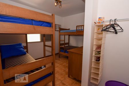Quarto de apartamento para alugar com 2 quartos, 77m² em Parque Enseada, Guarujá
