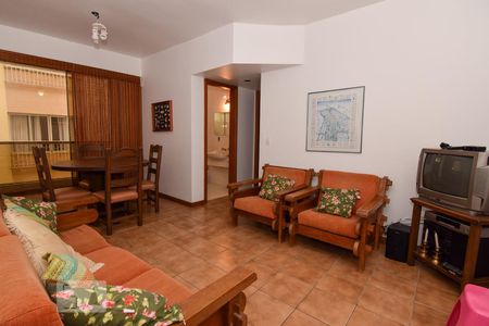 Sala de apartamento para alugar com 2 quartos, 77m² em Parque Enseada, Guarujá