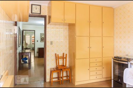 Casa à venda com 189m², 5 quartos e 4 vagas Casa à venda com 189m², 5 quartos e 4 vagasCozinha