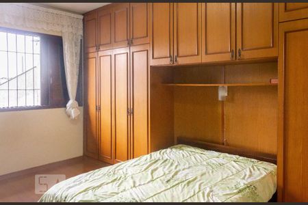 Casa à venda com 189m², 5 quartos e 4 vagas Casa à venda com 189m², 5 quartos e 4 vagasSuíte