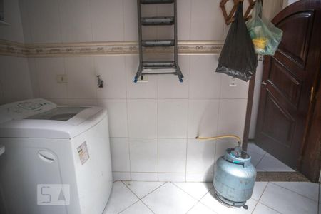 Casa à venda com 171m², 3 quartos e sem vaga Casa à venda com 171m², 3 quartos e sem vagaÁrea de serviço