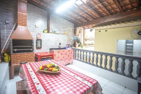 Casa à venda com 171m², 3 quartos e sem vaga Casa à venda com 171m², 3 quartos e sem vagaQuintal