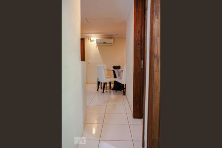 Corredor de apartamento para alugar com 2 quartos, 40m² em Estância Velha, Canoas