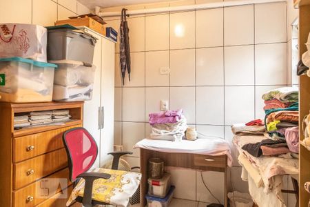 Casa à venda com 120m², 4 quartos e 2 vagasQuarto de Serviço