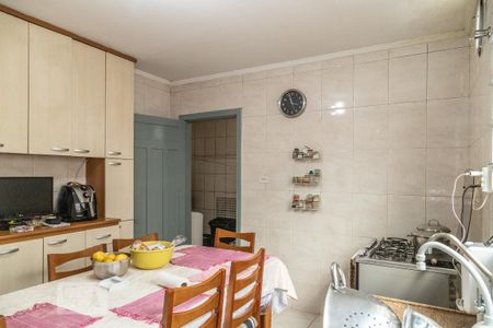 Casa à venda com 120m², 4 quartos e 2 vagasCozinha