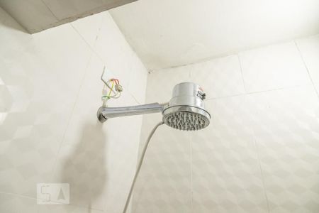 Casa à venda com 120m², 4 quartos e 2 vagasBanheiro