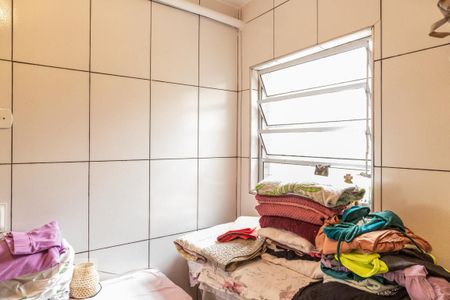 Casa à venda com 120m², 4 quartos e 2 vagasQuarto de Serviço