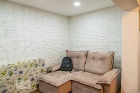 Casa à venda com 120m², 4 quartos e 2 vagasSala