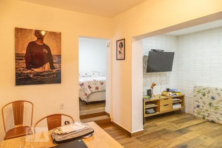 Casa à venda com 120m², 4 quartos e 2 vagasSala