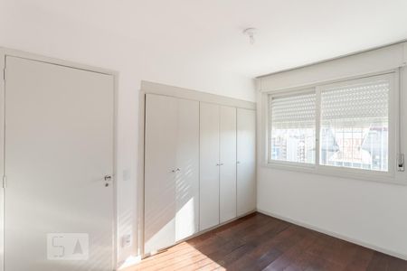 Quarto 2 de apartamento para alugar com 2 quartos, 70m² em Jardim Floresta, Porto Alegre
