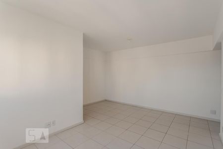 Sala de apartamento para alugar com 2 quartos, 70m² em Jardim Floresta, Porto Alegre